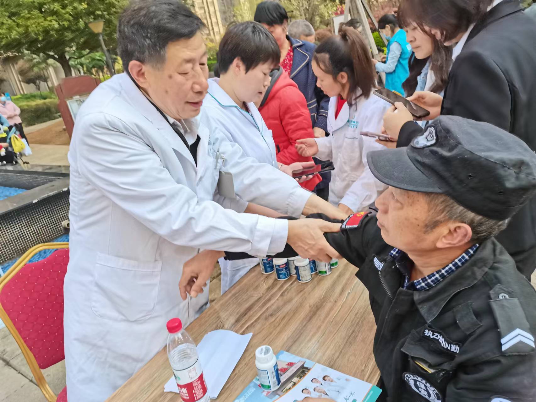 保山最新24小时高价回收医保长沙方法分析(最方便真实的保山长沙医废处理方法)